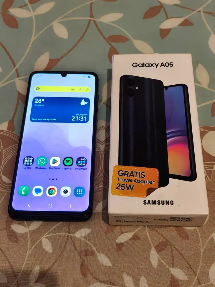 Smartphone Samsung Galaxy A05 Black 6/128GB Fullset Second Like New