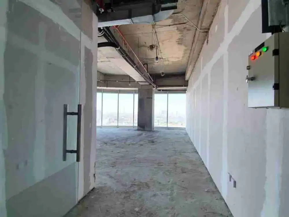 Disewakan Office Space premium Pakuwon Tower tengah kota connect dg Mall Tunjungan