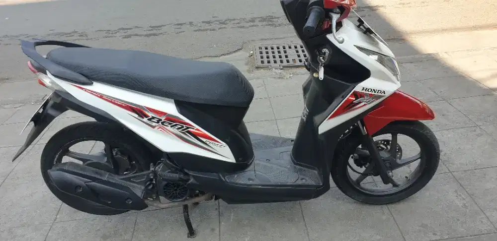 Beat Esp th 2015 mulus pjk 06-2027