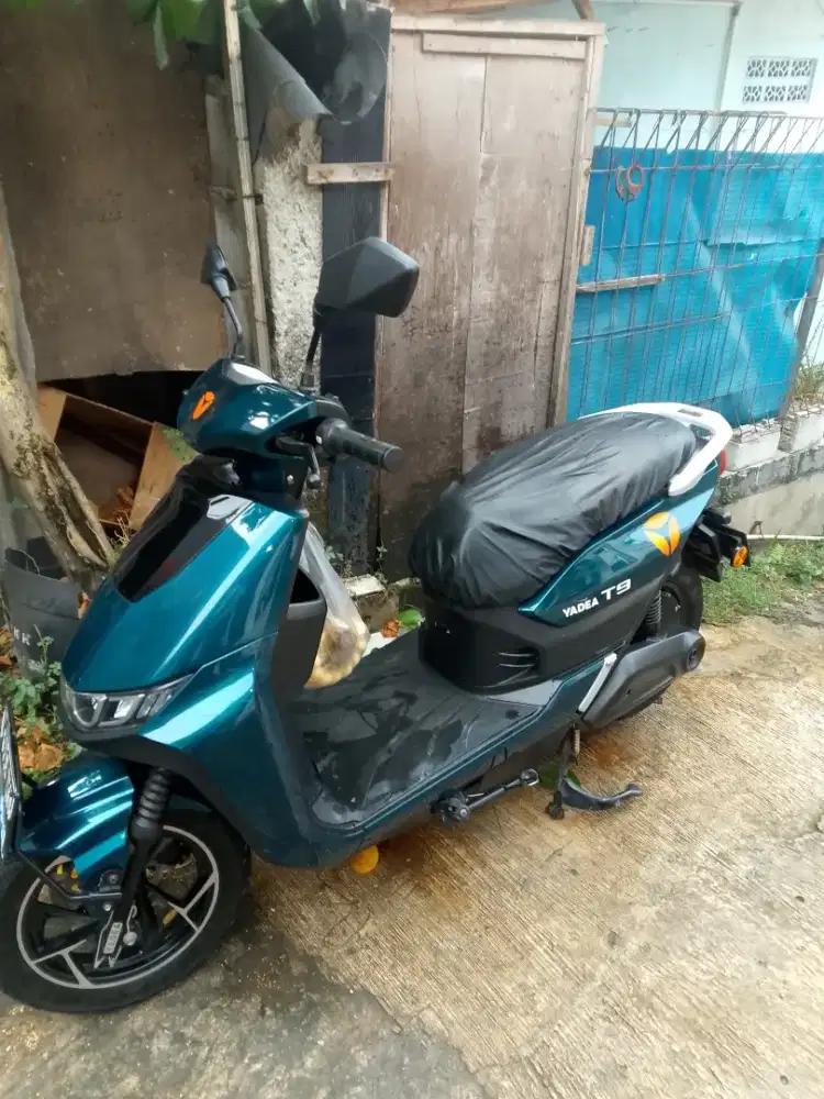 Yadea t9 blue tanggan pertama