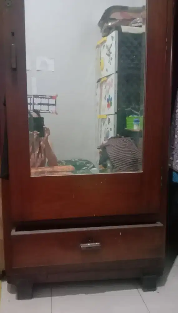 Lemari jati jadul