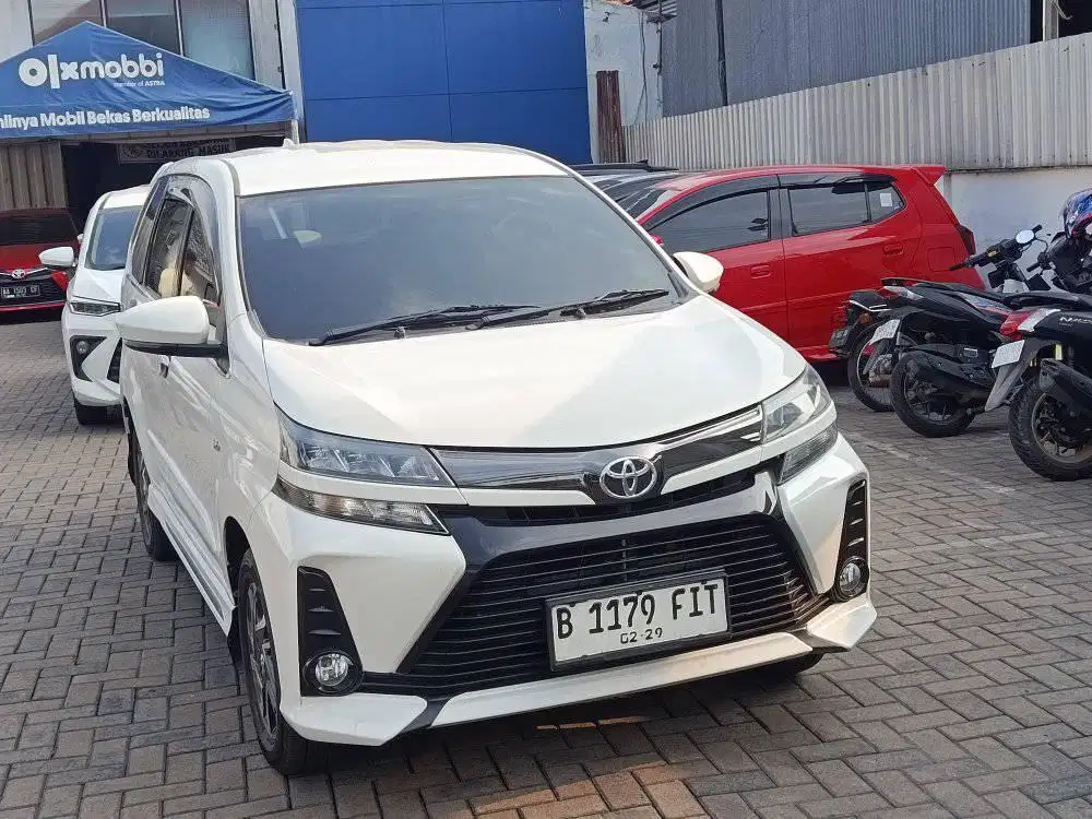 DP 4.5 JUTA - AVANZA 1.5 VELOZ METIC 2019