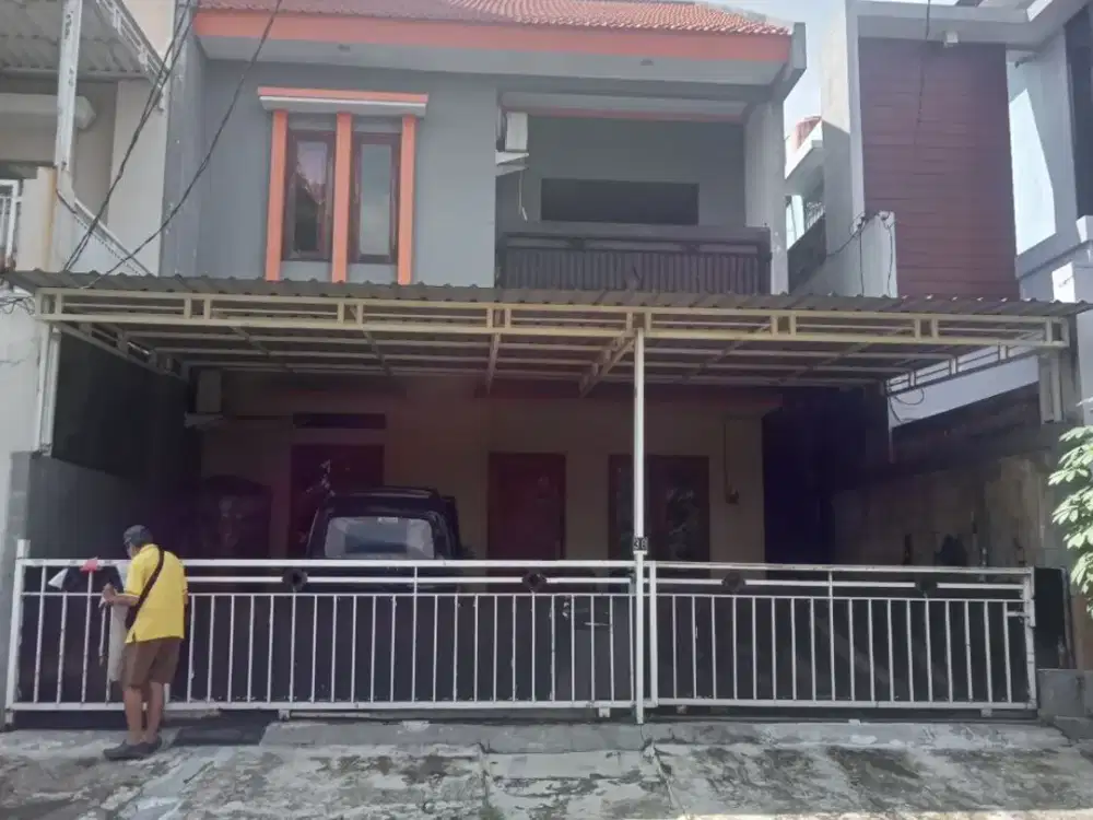 Rumah Siap Huni  Minimalis Modern Lokasi Ketintang Surabaya Selatan