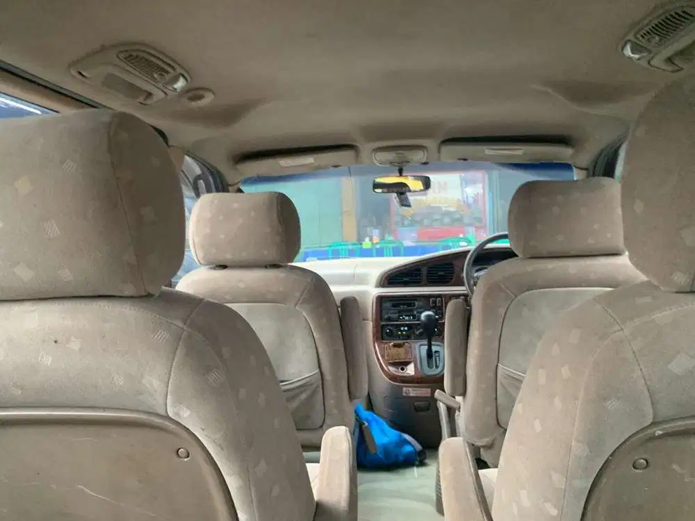 Kia Carnival 2000 Bensin