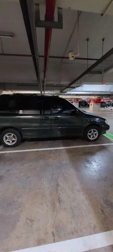 Kia Carnival 2000 Bensin
