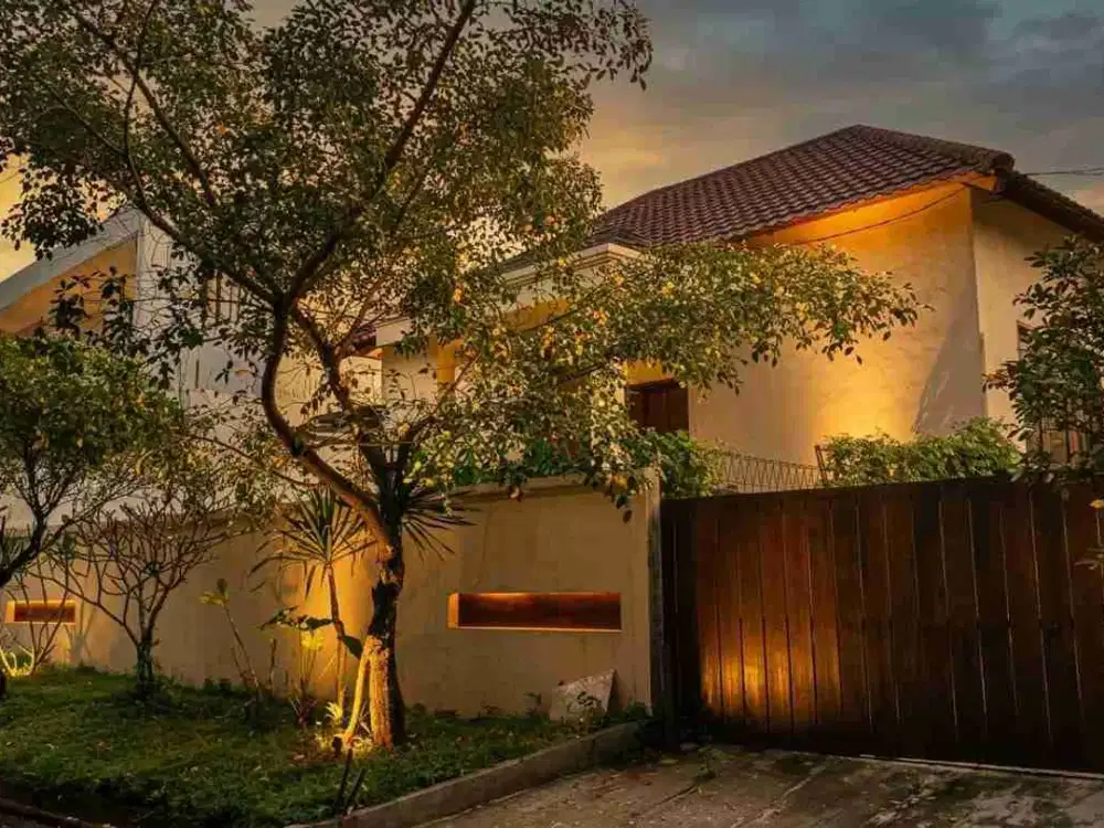 Dijual cepat rumah mewah lengkap dengan private pool di sentul city