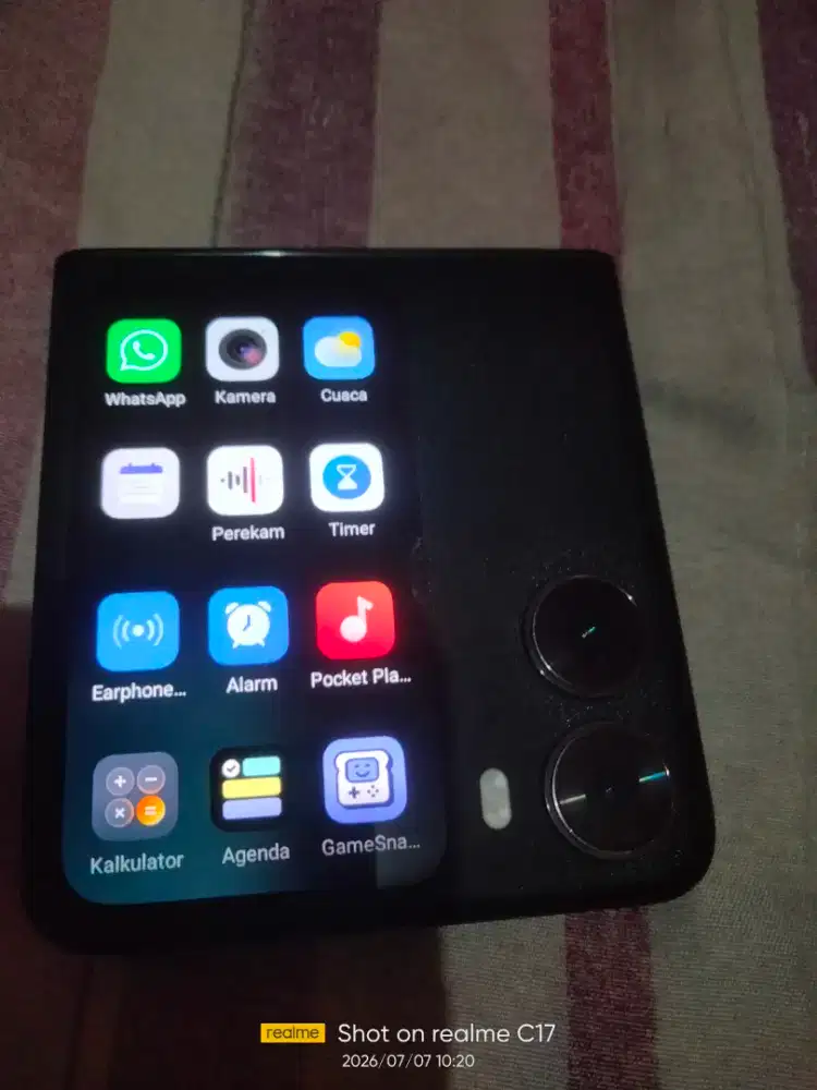 Oppo find N2 Flip