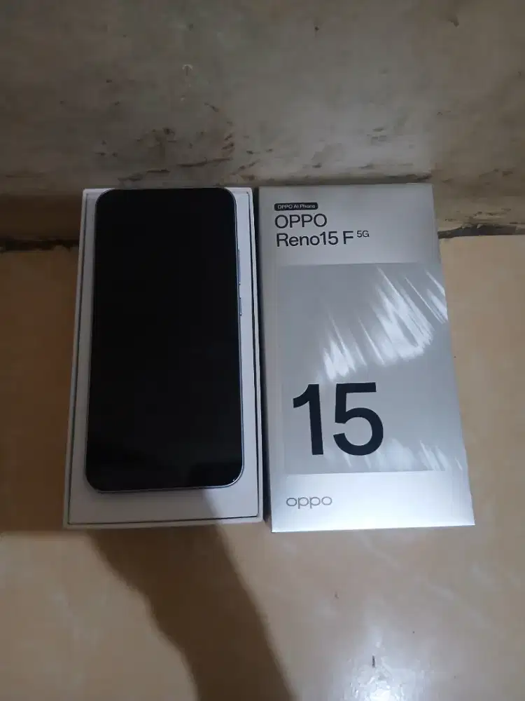 Oppo reno 15f 5g 12/256gb
