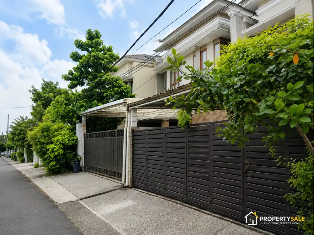 Rumah minimalis Dijual dibawah pasar bagus terawat Cilandak Timur Jakarta selatan dibawah pasar