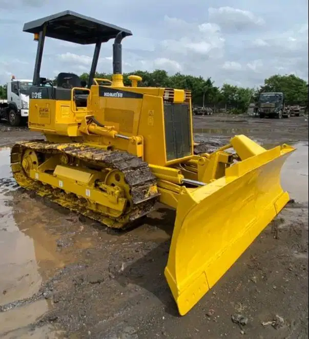Dijual Bulldozer Komatsu D31E-20 Ex. Import Tahun 2021