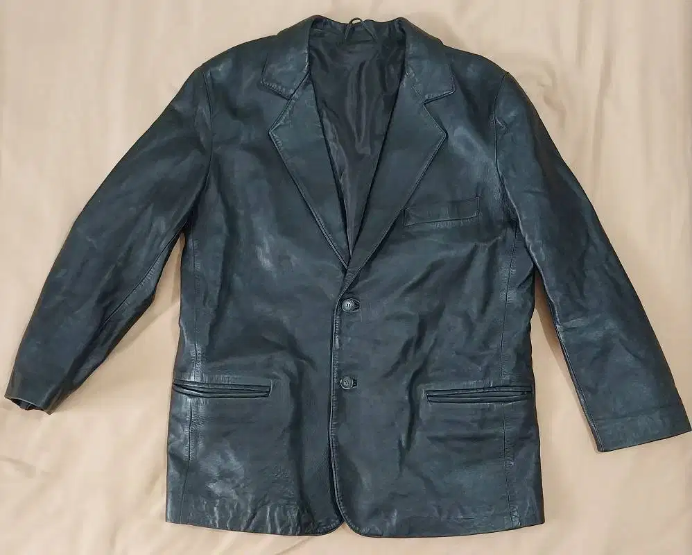 Jaket kulit Pierotucci
