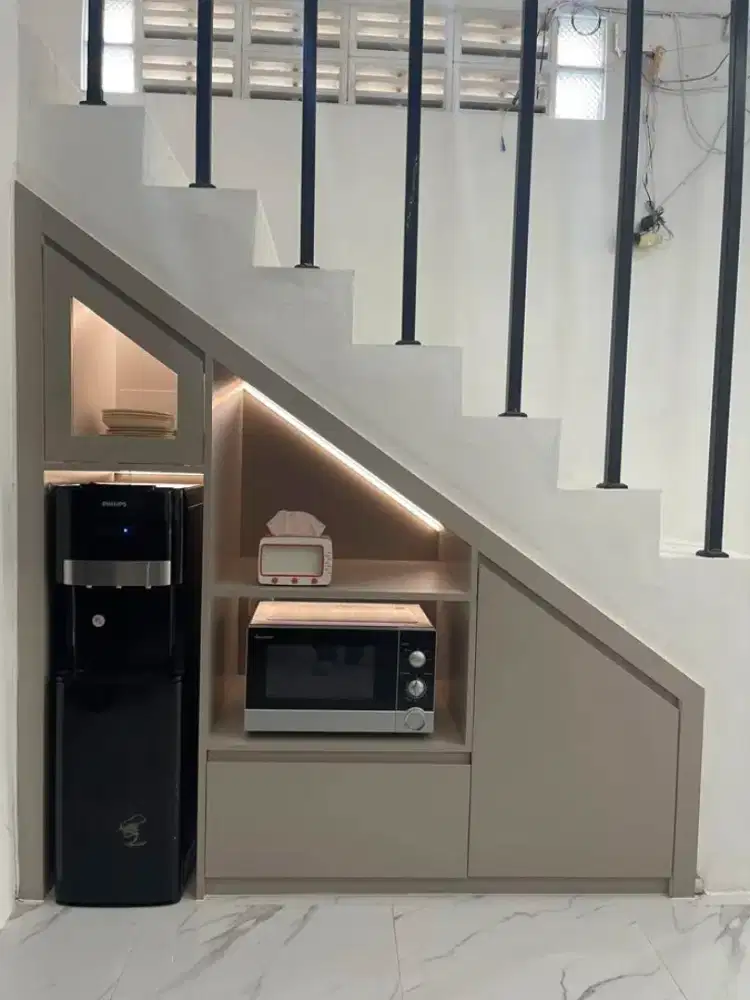 Storage bawah tangga