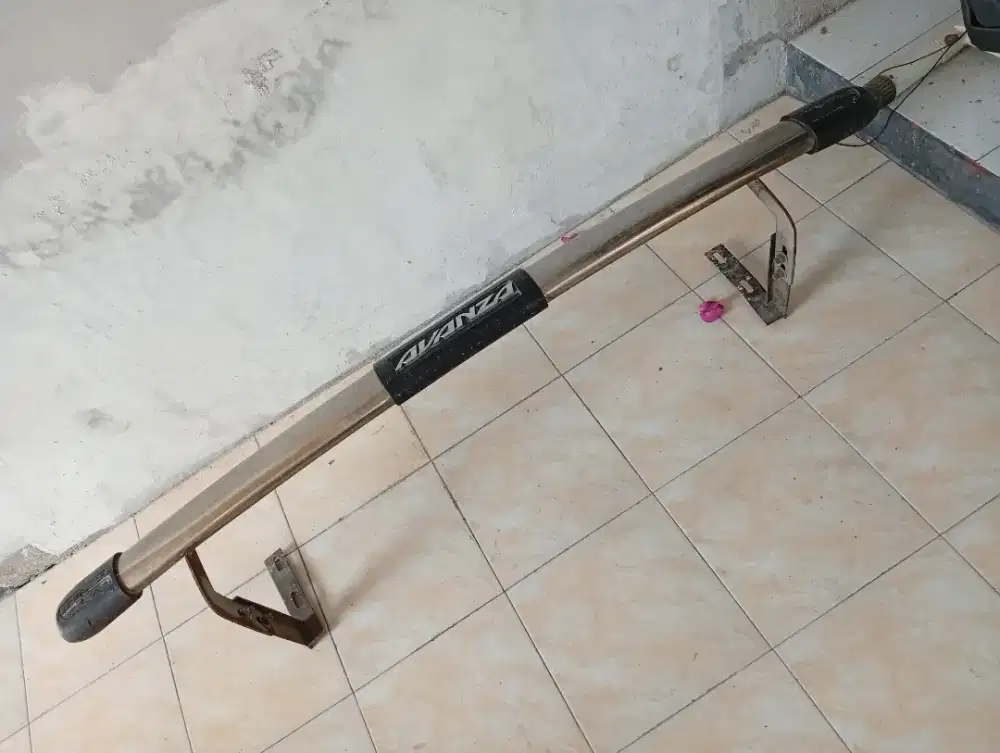Pelindung bemper avanza
