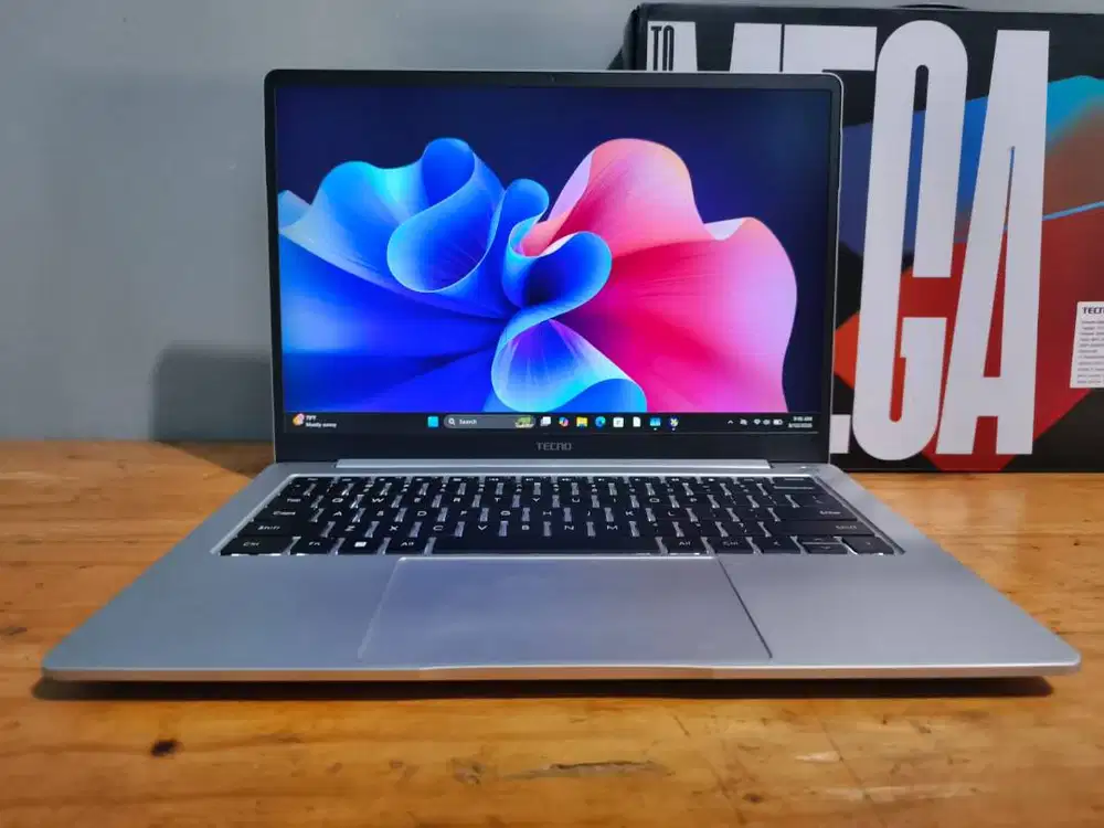 Tecno Megabook T1 Ryzen 5 7430U 16/512GB WUXGA Garansi Juni 2028