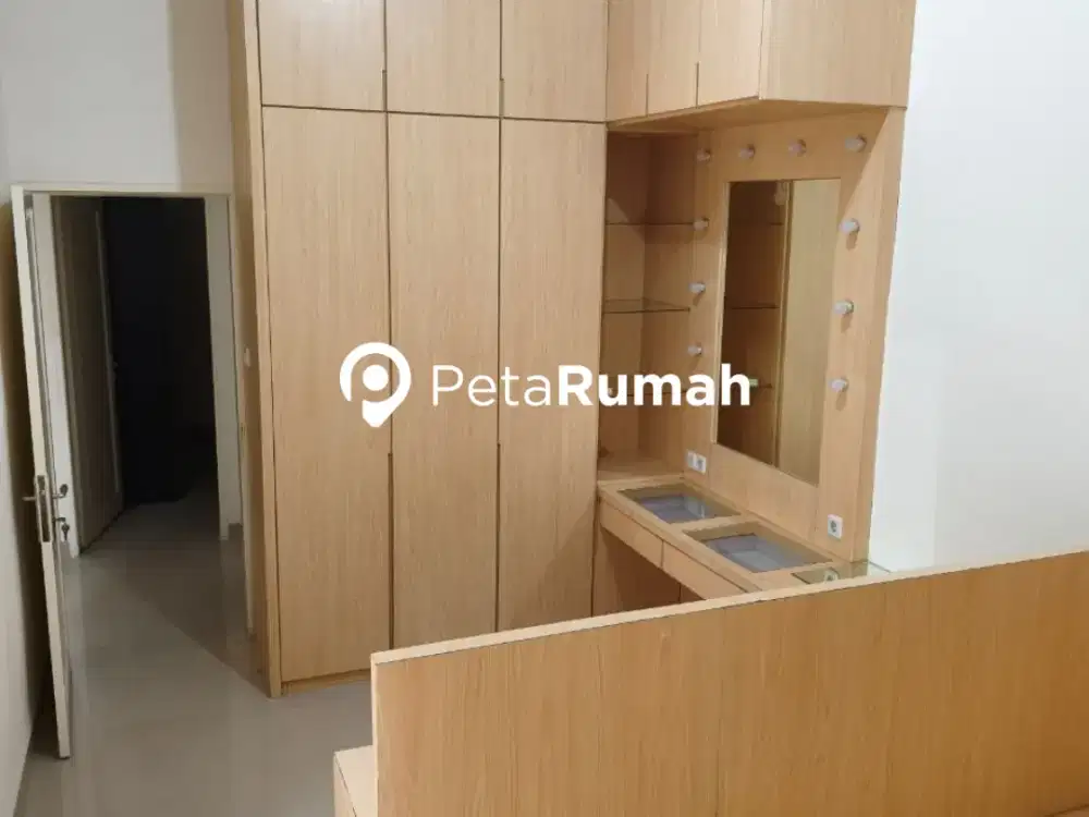 DIJUAL RUMAH JALAN GATOT SUBROTO KOMPLEK GRAND GADING MUTIARA (MEIKY)