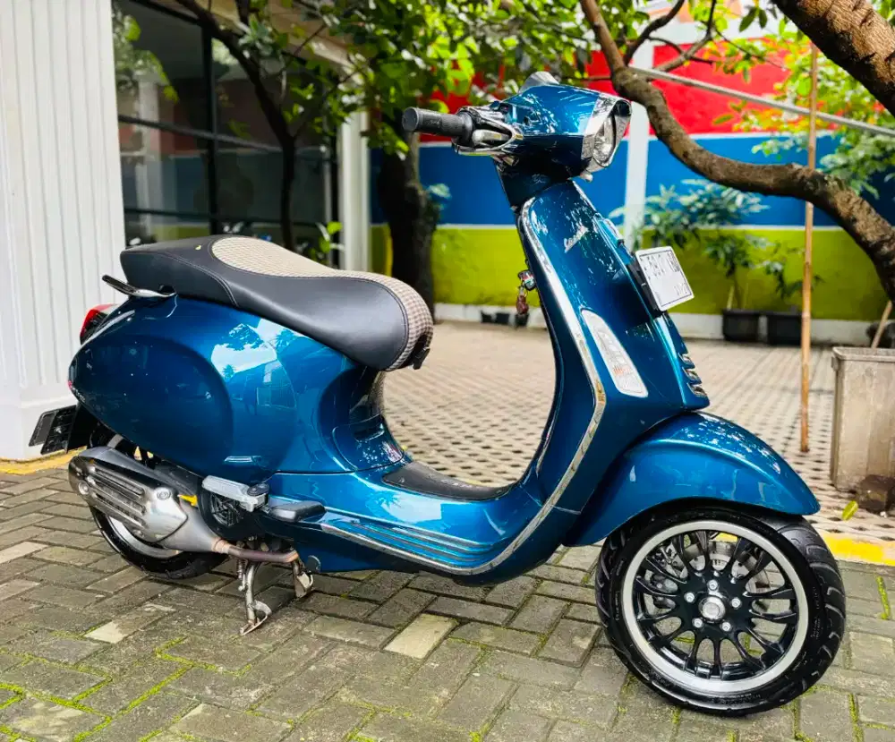 Vespa sprint 150 abs