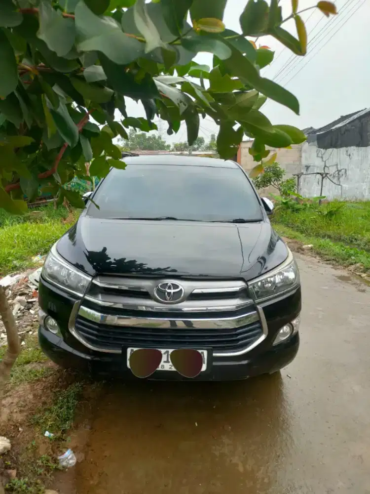 MOBIL Toyota Innova G Automatic 2017 Hitam Metalik