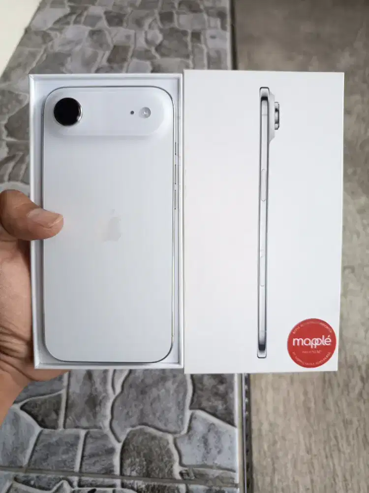 iPhone 17 Air 256GB (Cloud White) BH 100%/28, Garansi Resmi Juni 2027