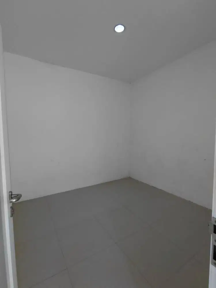 Disewakan Rumah Siap Huni Cluster Springville di Taman Kopo Indah 5