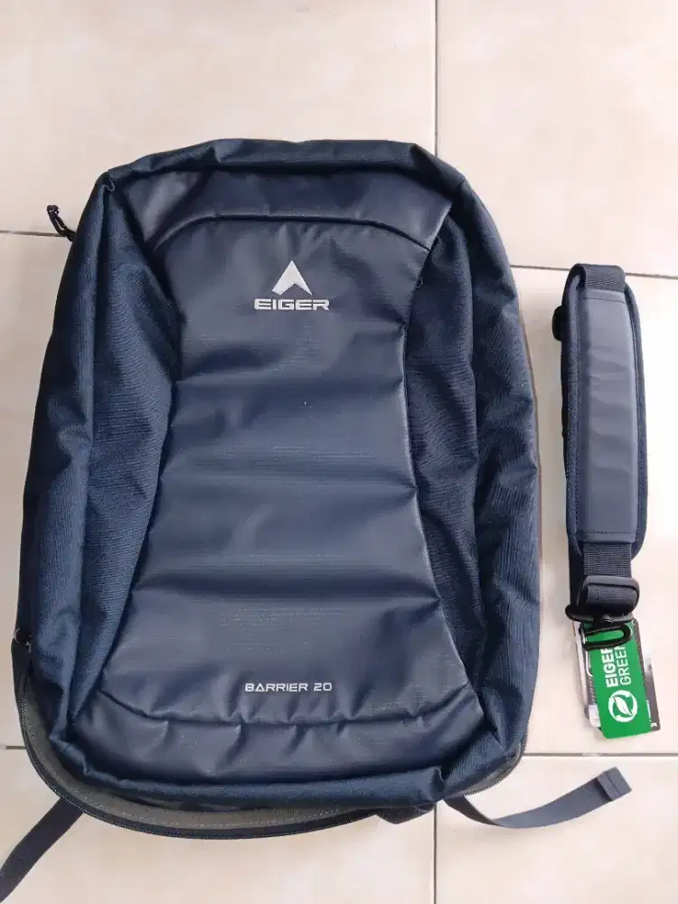 Tas Ransel Laptop Eiger Barrier 20 Navy - Kondisi Sesuai Foto