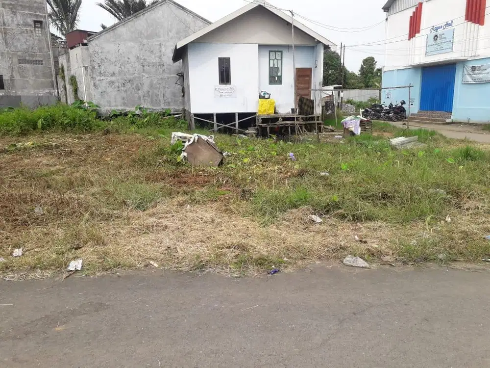 DIJUAL RUMAH + TANAH POSISI DOUBLE HOOK