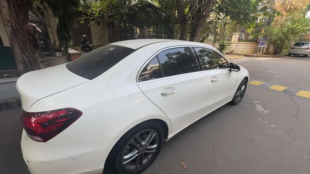 Mercedes-Benz A200 2021