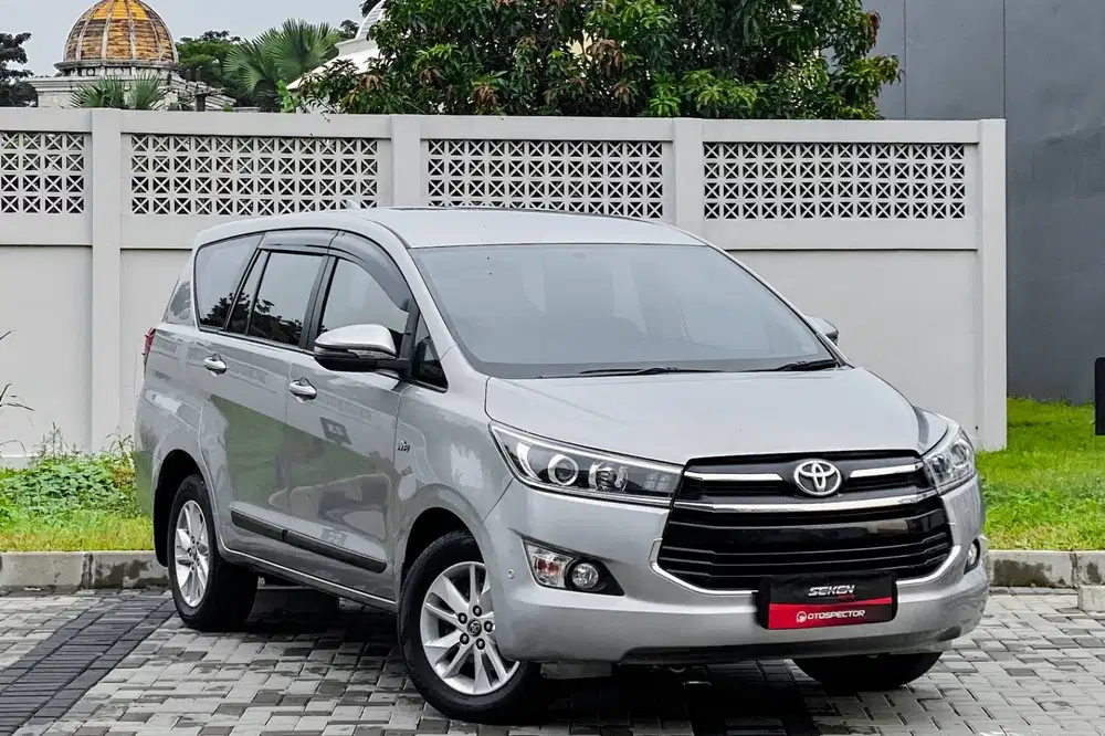 oyota Kijang Innova 2.0V  Bensin AT Matic 2018 Silver Metalik