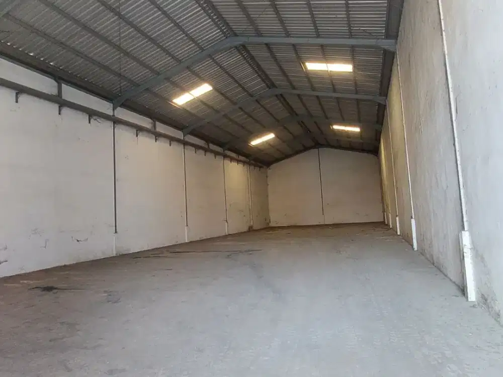 DIJUAL DAN DISEWAKAN GUDANG MURAH! 636m² DI JL PULAU NATUNA II – MABAR