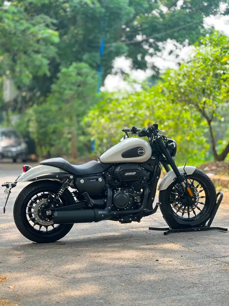 KM 1K AJA! KEEWAY BENDA V252C FI ABS 2023 PUTIH PAJAK PANJANG SIAP GAS