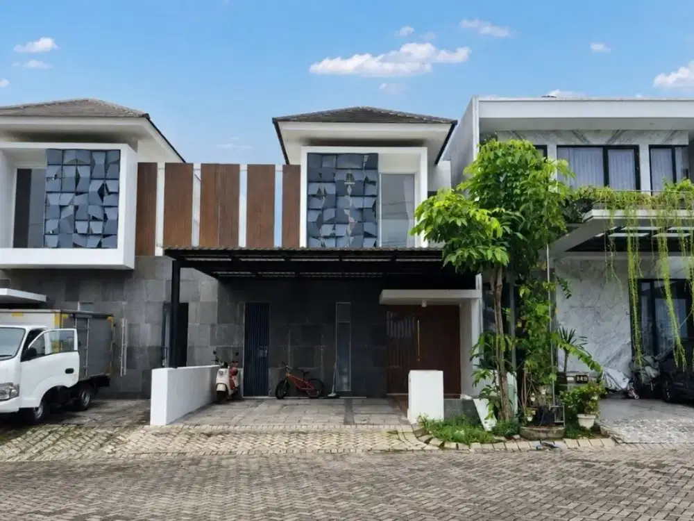 Rumah Hampton, Royal Residence STRATEGIS, LAKE VIEW, SEMI FURNISHED, CARPORT