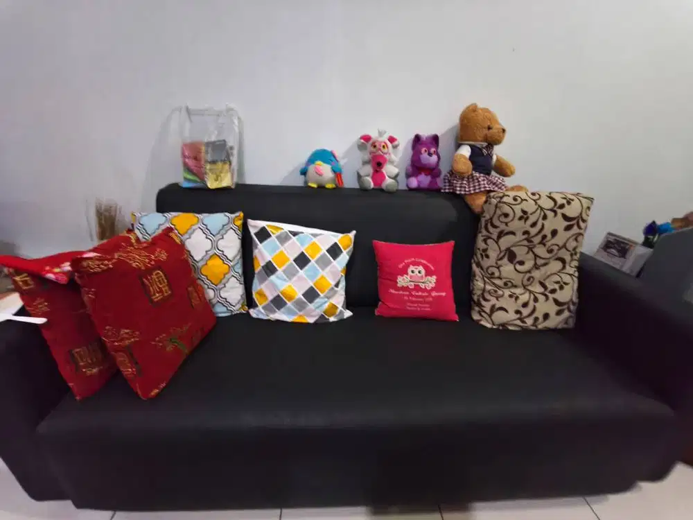 Jual cepat black sofa bed