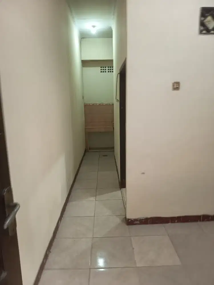 Rumah kontrakan 3 petak