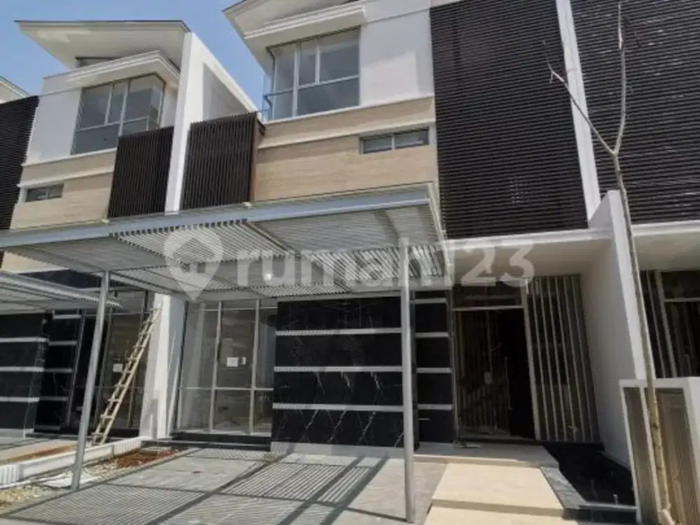 Rumah Golf Island Uk 10x25, Depan View Danau, Bisa Kpr!!