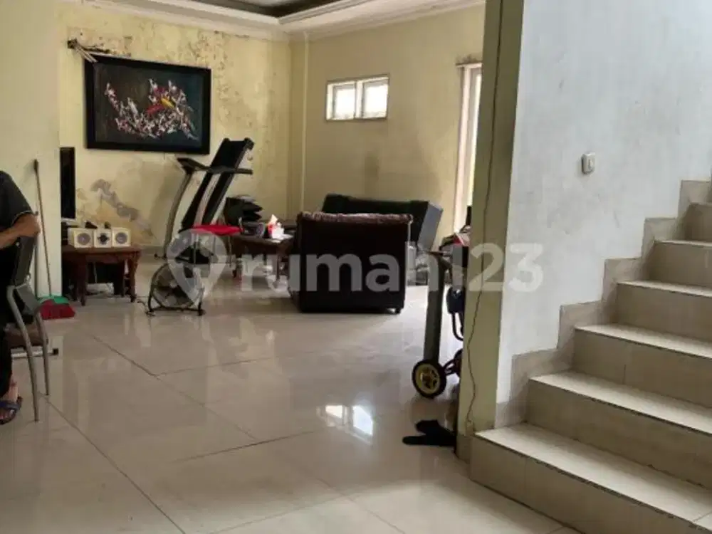 Dijual Termurah Rumah Di Manyar Pik 1 Luas 268 Mtr, Hoek