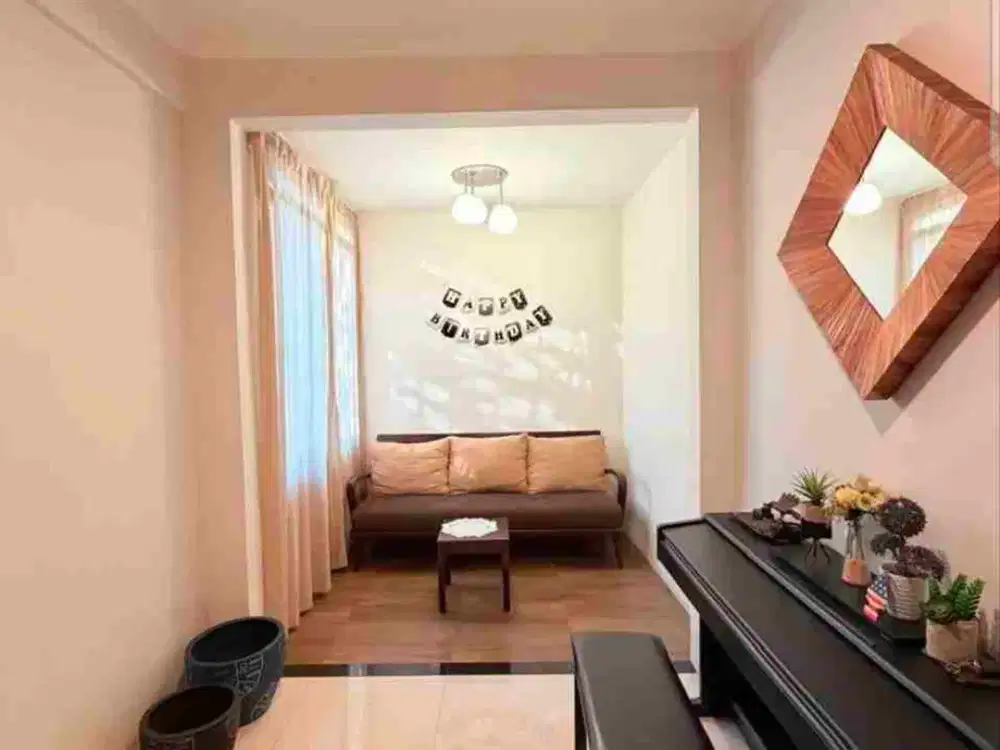 Di Jual rumah cantik kota baru Parahyangan. R