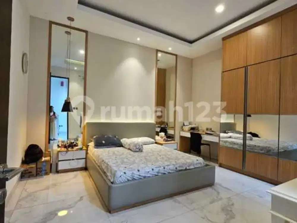 Rumah Elang Laut Sudah Furnised Interior, Dekat Dengan Tol Siap Huni