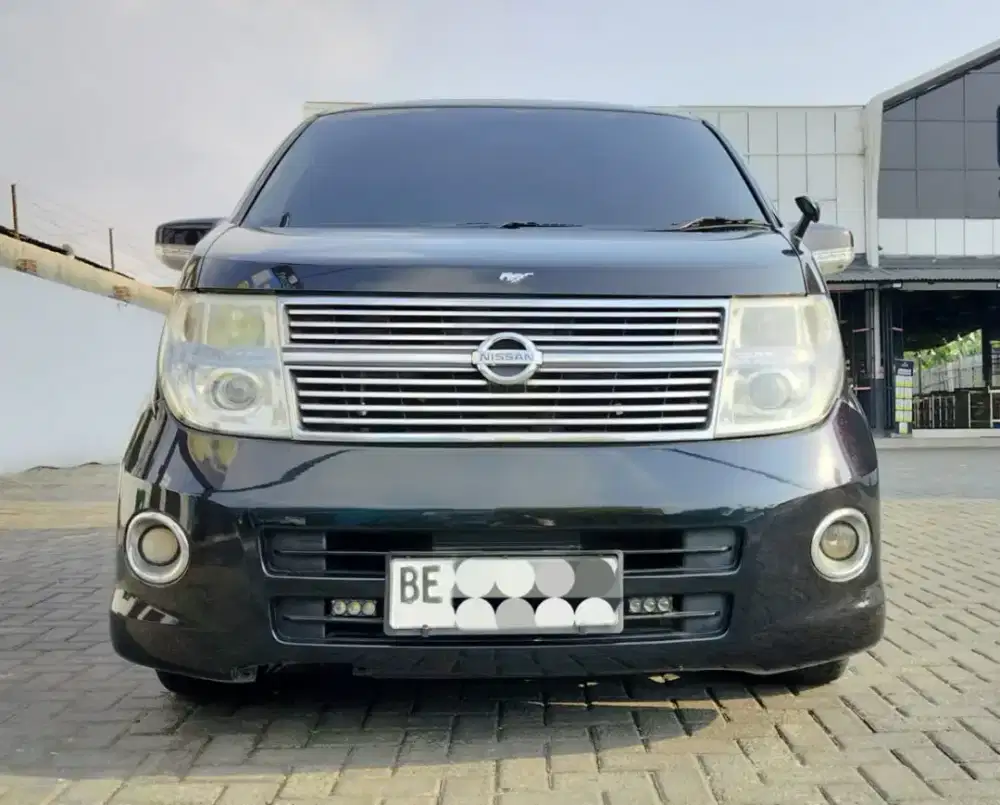Nissan El grand 2008