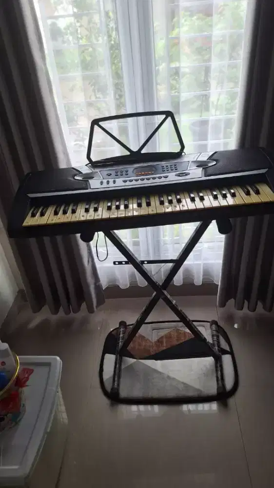 Di jual Piano mk2063