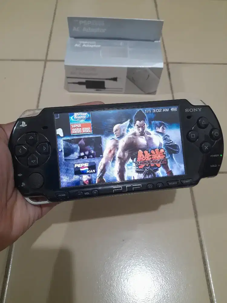 Psp slim seri 2000 Memory gede 16gb Full game
