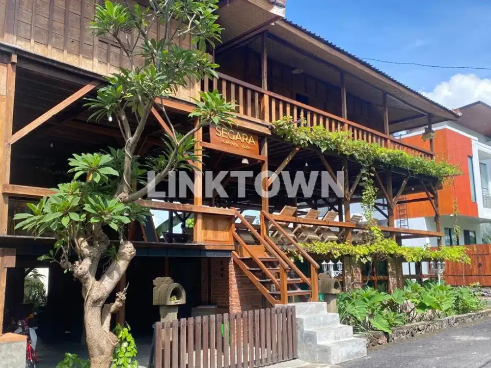 Dijual Rumah 3 Lantai Dengan Tanah Luas Bali