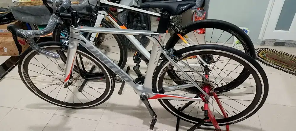 Road Bike CARBON UNITED Stygma Size M New