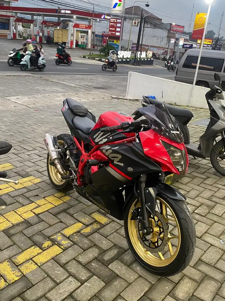 ninja 250 th 2019 masih seperti baru