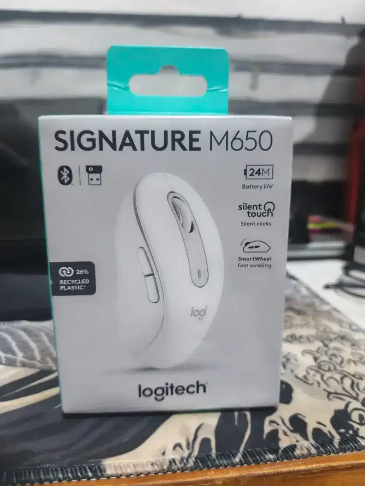 Logitech Signature M650 Wireless Mouse Original BNIB Segel