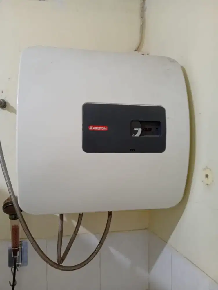 Water Heater merk Ariston