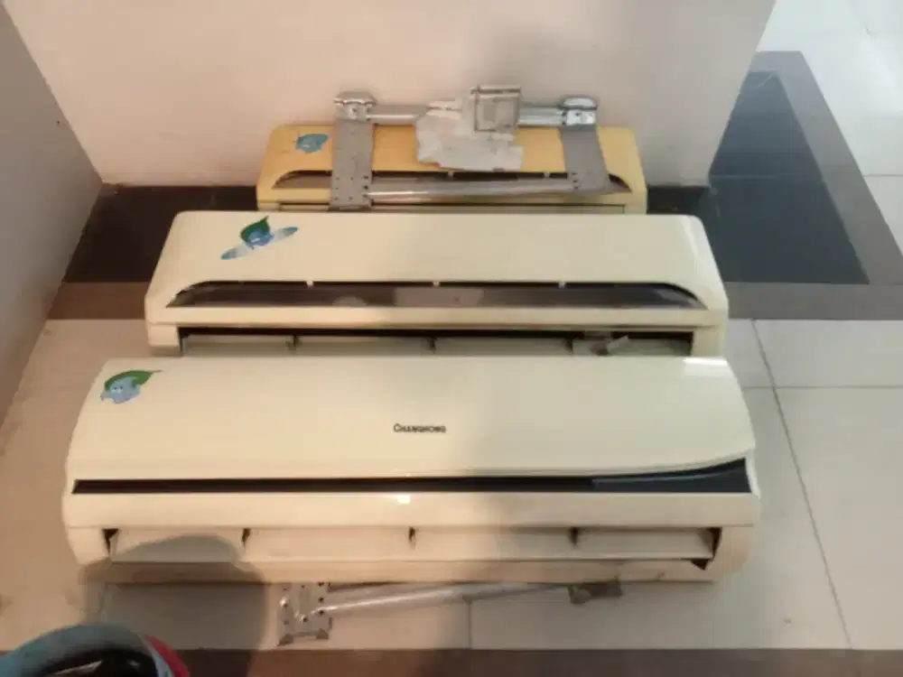 Jasa cuci AC dan instalasi