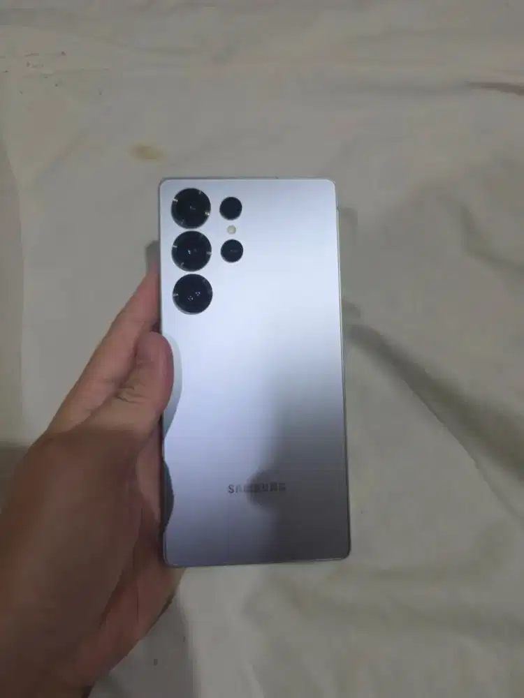 Samsung S25 Ultra 12/256gb SEIN