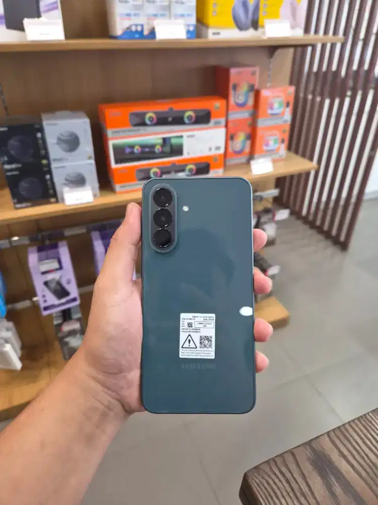 SAMSUNG GALAXY A37