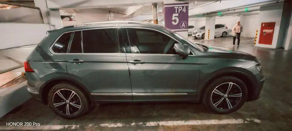 Volkswagen Tiguan 2018 Bensin
