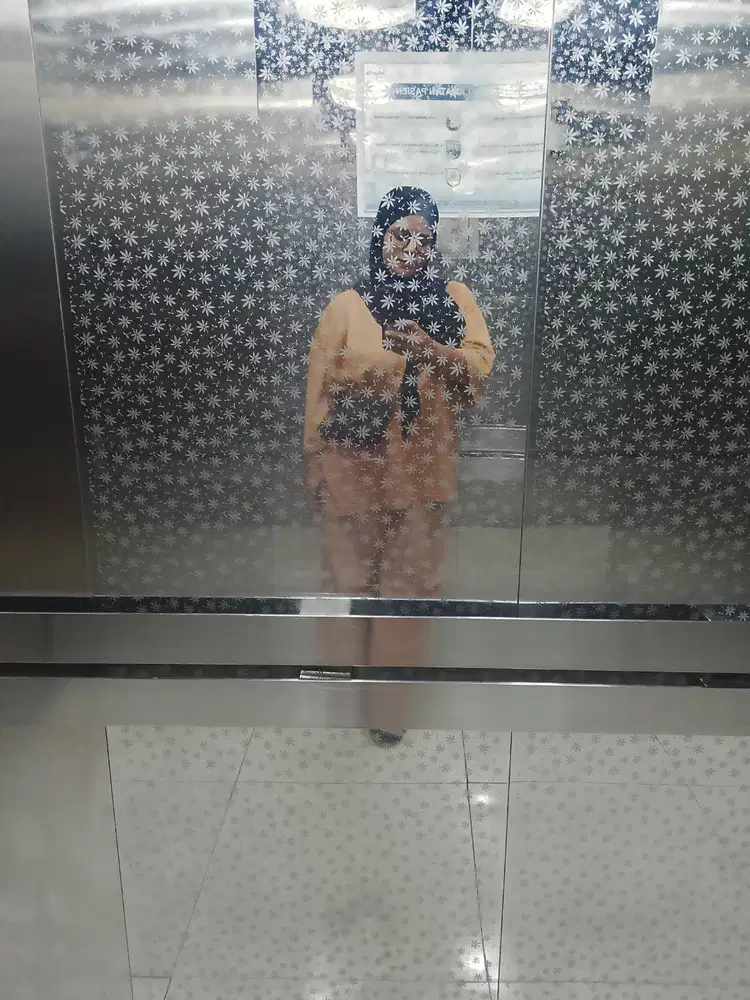 Mencari pekerjaan halal