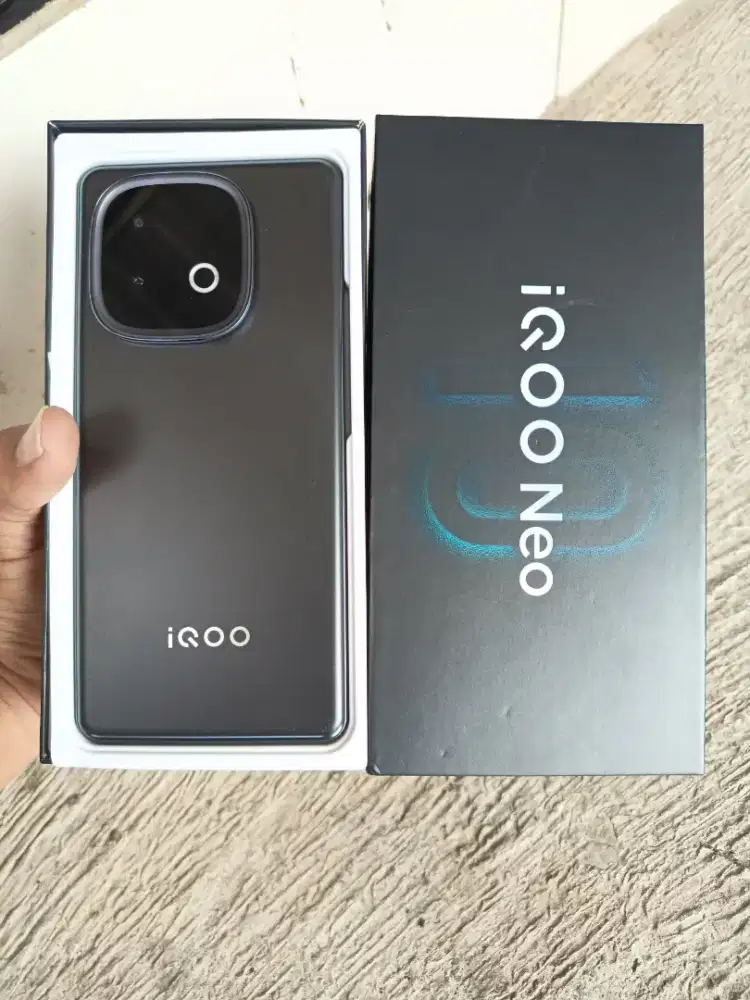 IQOO Neo 10 5G 16/512 (Onyx Black), BH98%, Garansi Aktif Des 2026